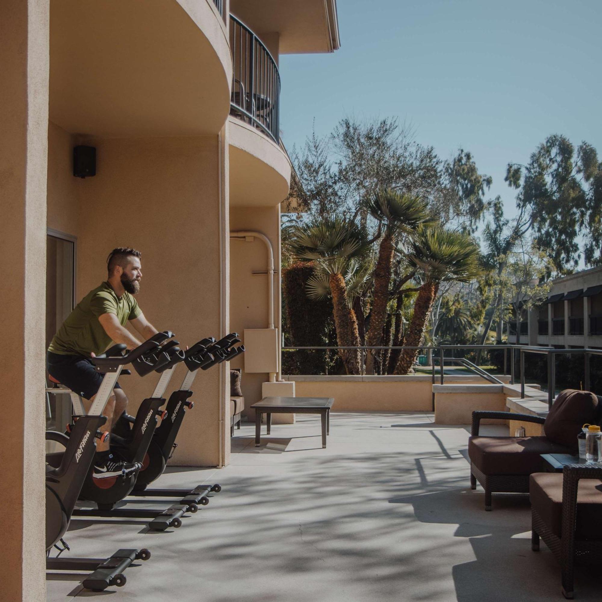 Hyatt Regency Newport Beach Hotel Exterior photo